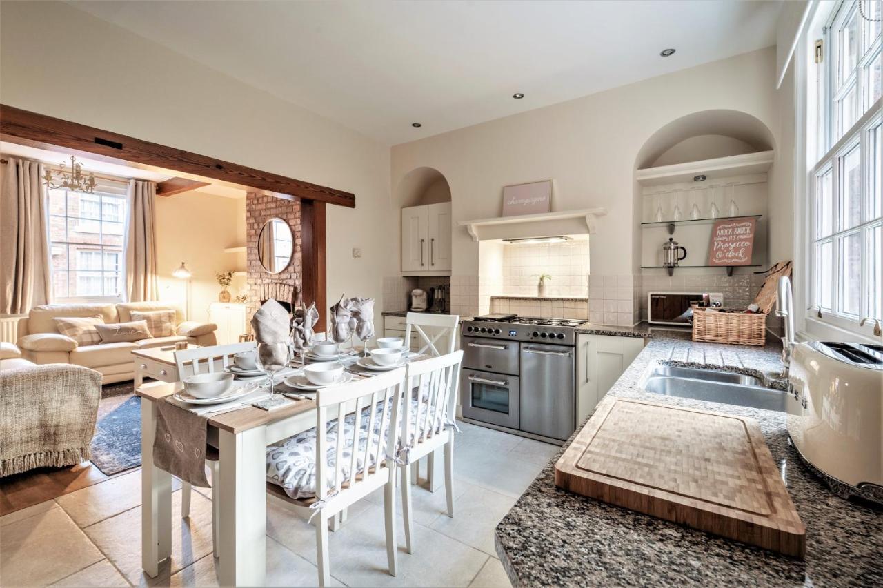 The Cottage In Chester, Sleeps 6 With Free Parking Exterior foto