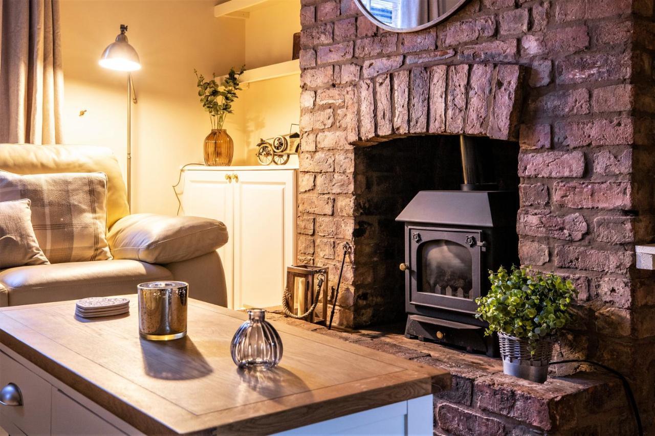 The Cottage In Chester, Sleeps 6 With Free Parking Exterior foto