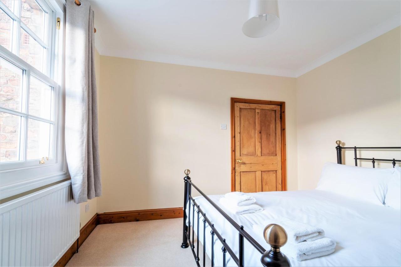 The Cottage In Chester, Sleeps 6 With Free Parking Exterior foto